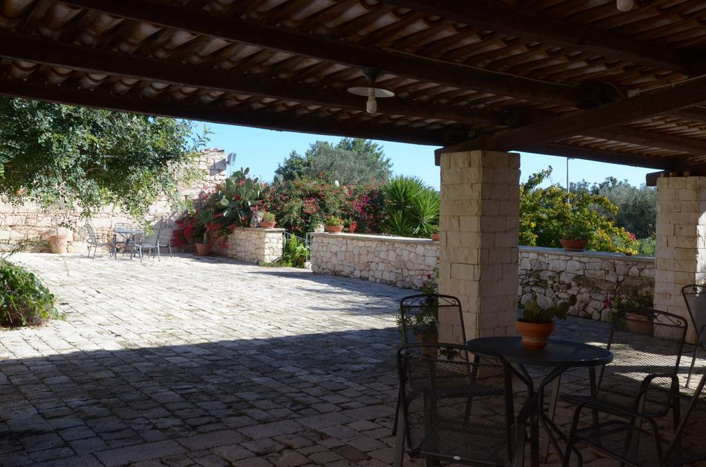 Casina Di Grotta Di Ferro Konuk evi Santa Croce Camerina Dış mekan fotoğraf